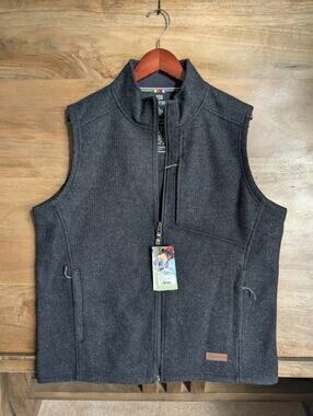 NWT Sherpa Adventure Gear Namgyal Vest Mens L Black Sleeveless Full Zip SM16015